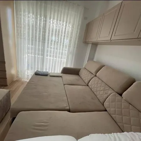 P&l Seaside Luxurious * Golem (Tirana)