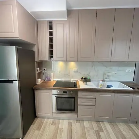 Apartment P&l Seaside Luxurious